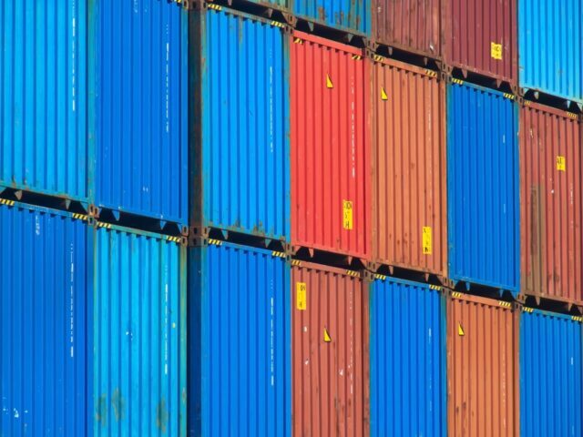 ADIMAS | Container chinois approvisionnant le secteur du circuit imprimé français